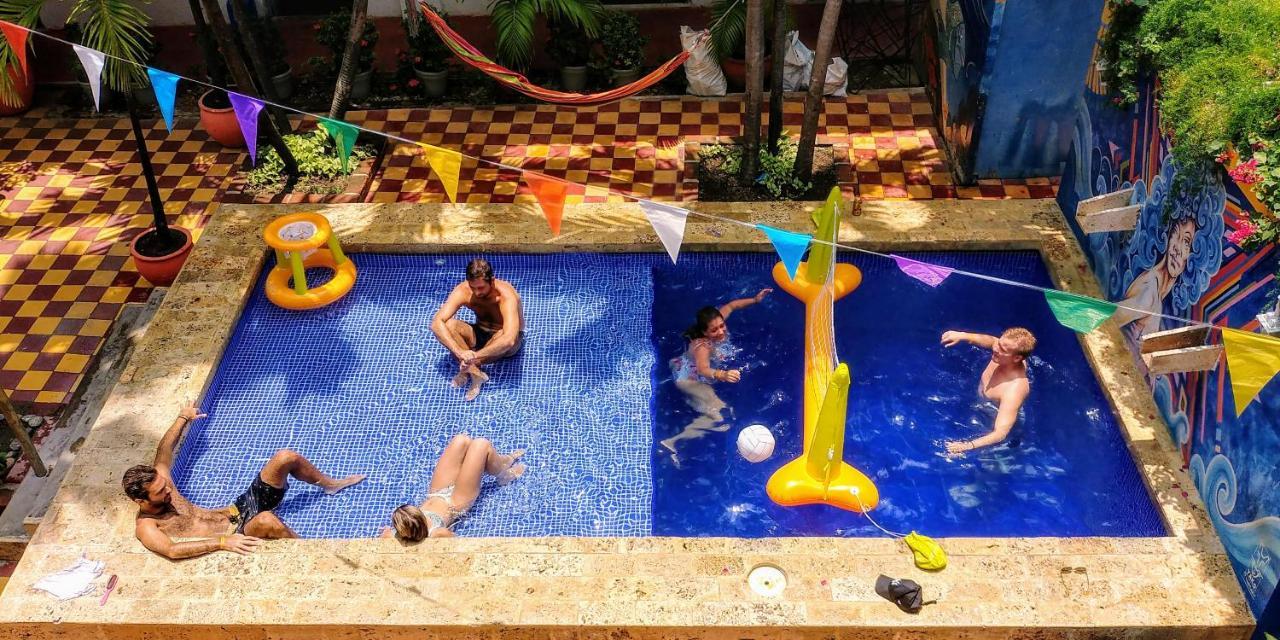 Hostel Media Luna Cartagena (Kolumbien)