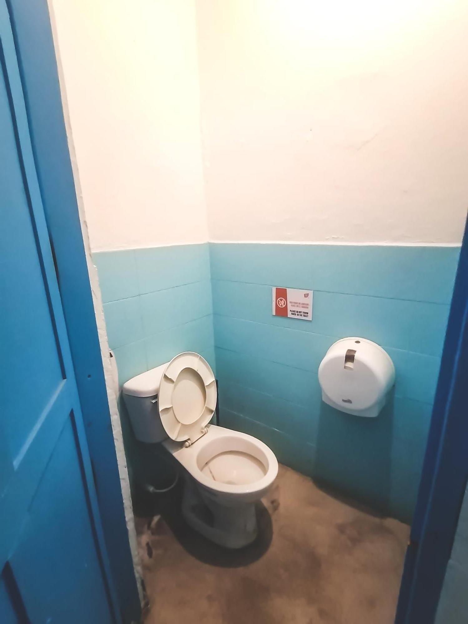 Hostel Media Luna Cartagena (Kolumbien)
